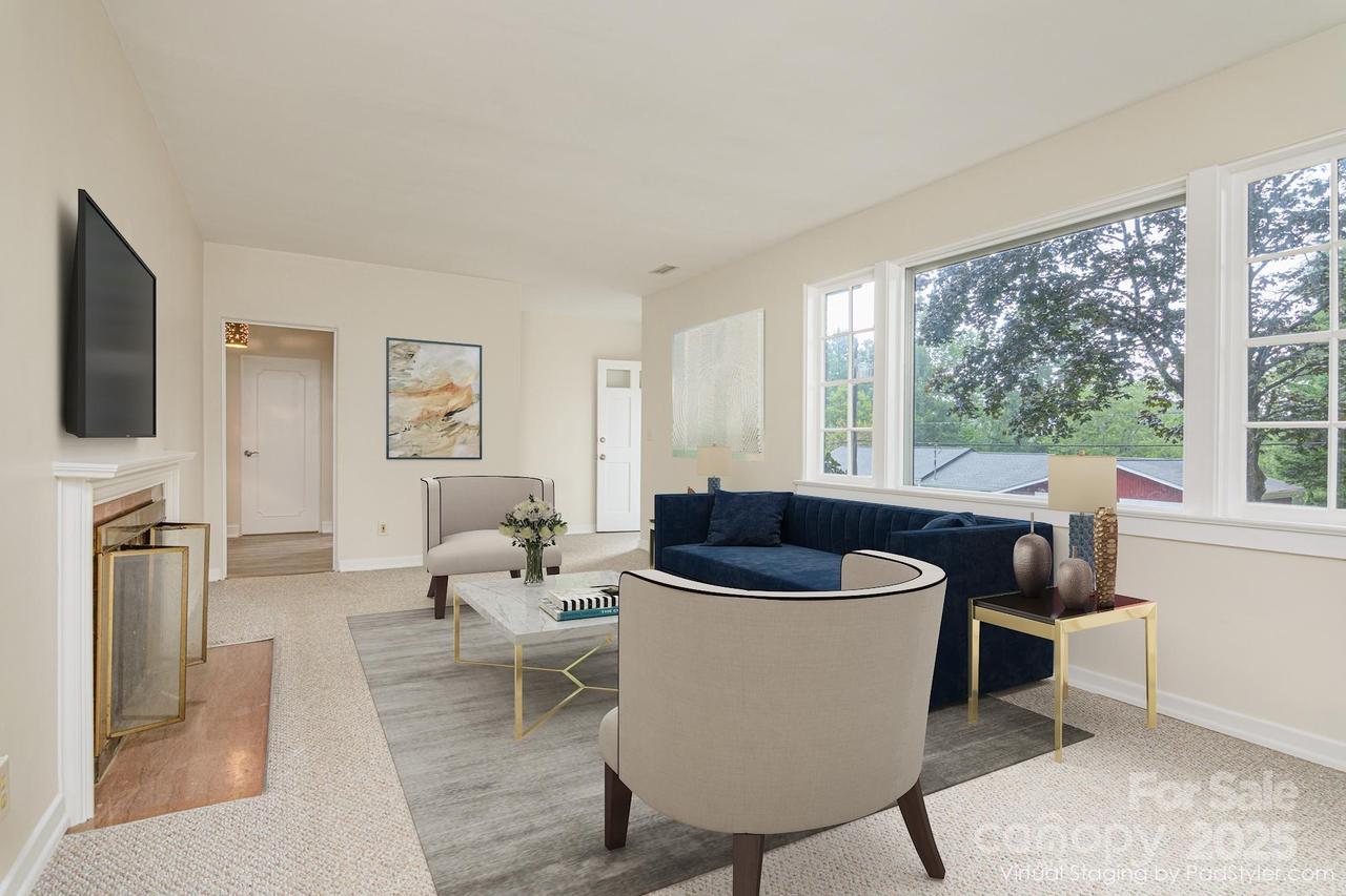 905 Temon St. #11,12, Hendersonville, NC 28739