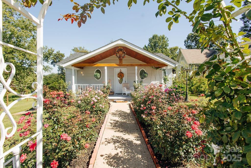 80 Bostic St., Marion, NC 28752