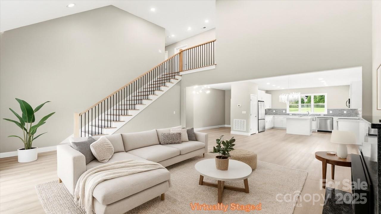 1057 12th Avenue Dr., Hickory, NC 28601