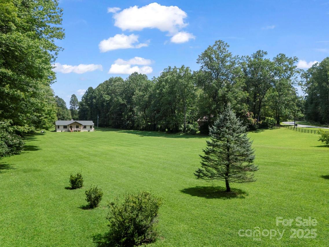 3540 Fork Creek Rd., Saluda, NC 28773