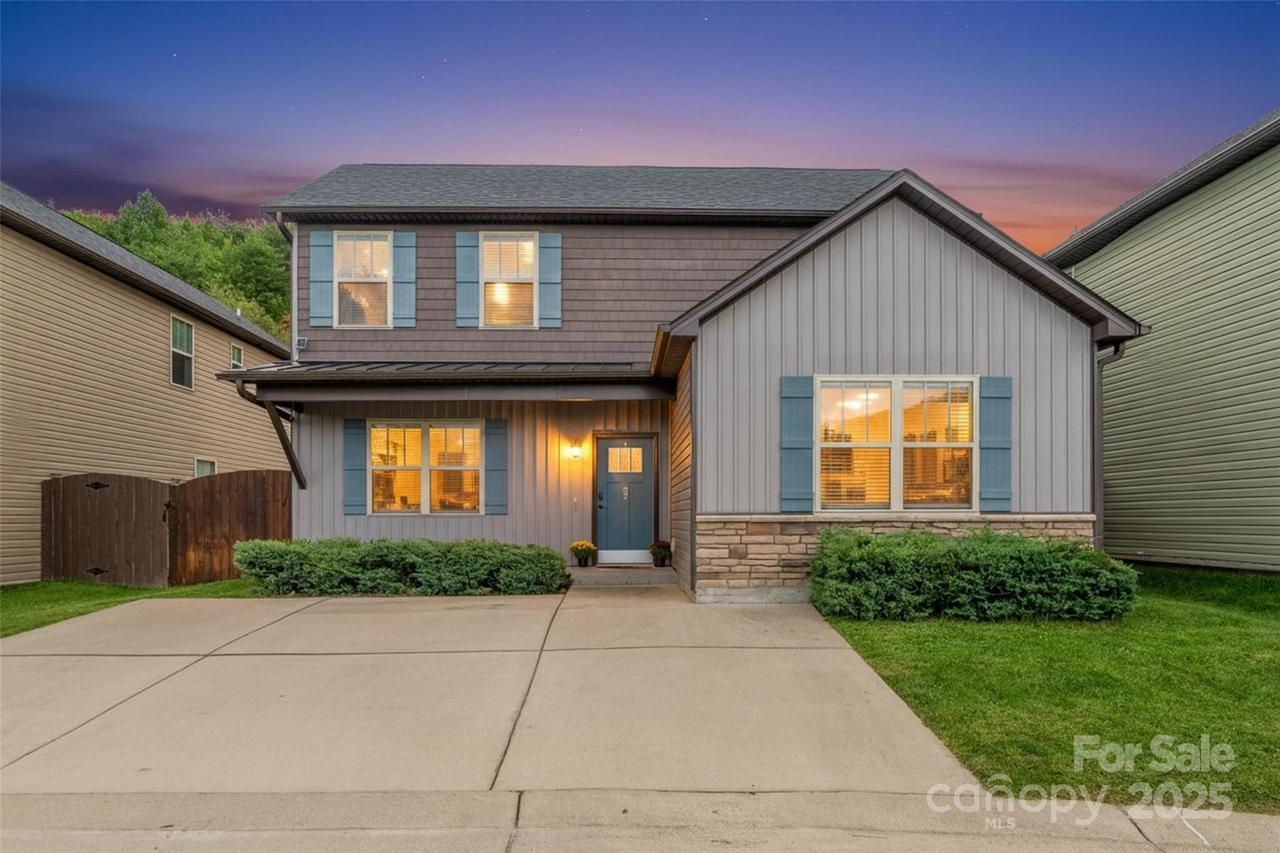 27 Mann Ln., Fletcher, NC 28732