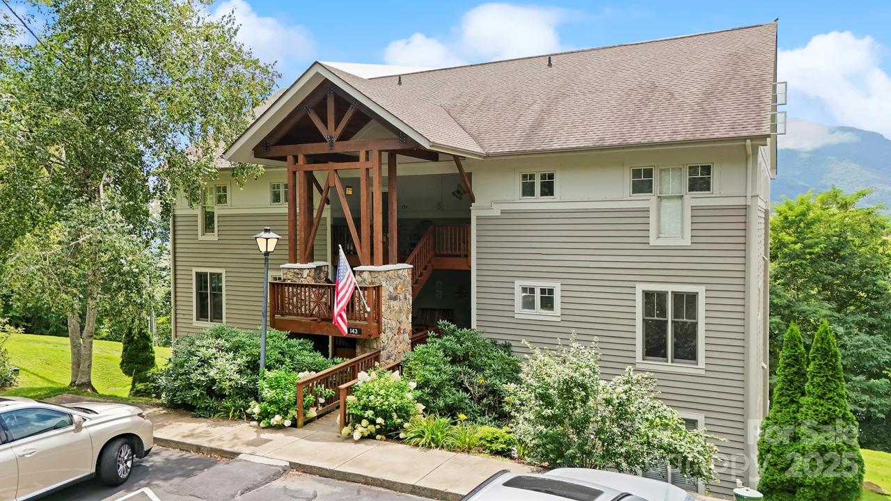 143 Hawks Peak Ln., Seven Devils, NC 28604