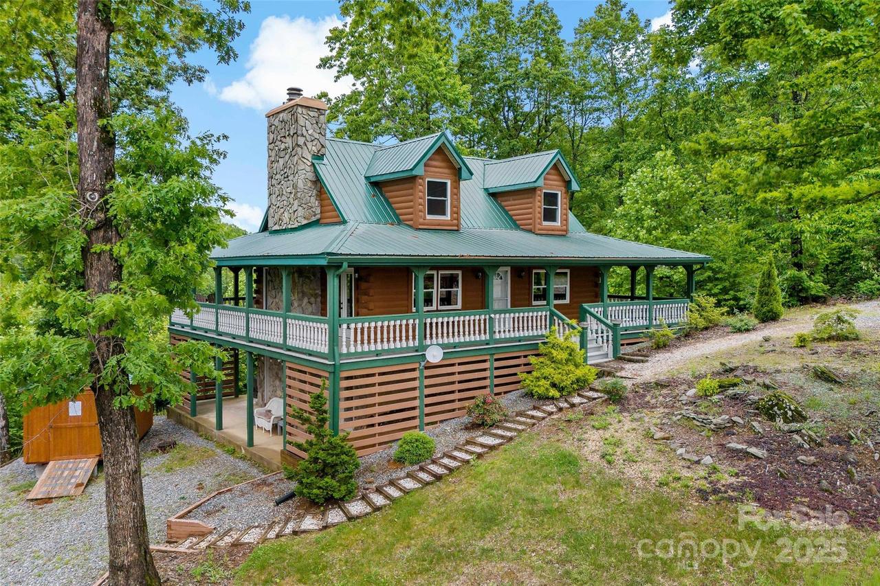 2097 Pinnacle Pkwy., Union Mills, NC 28167