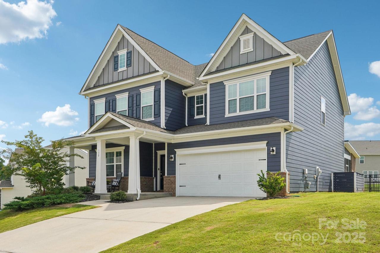 130 Rooster Tail Ln., Troutman, NC 28166