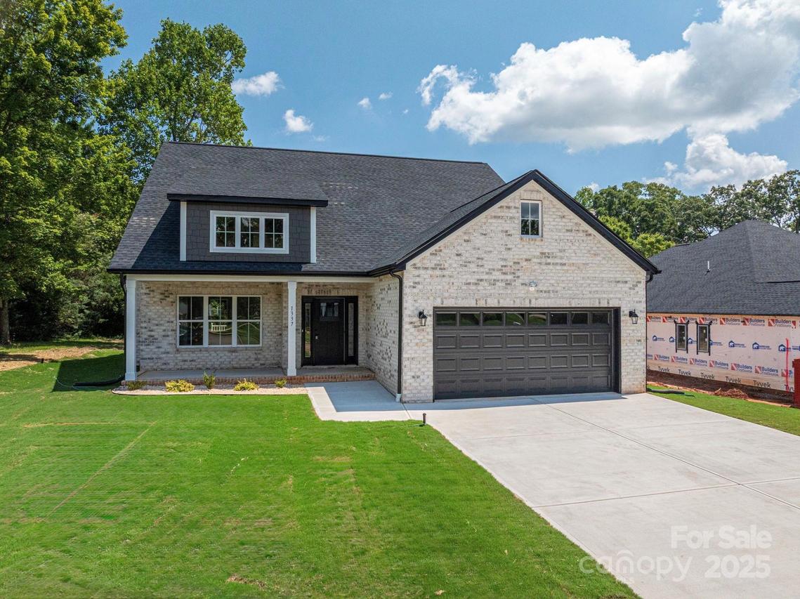 1337 20th Ave., Hickory, NC 28601