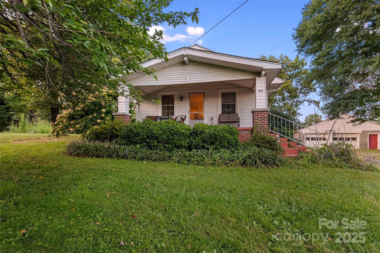 163 Pisgah View Rd., Asheville, NC 28806