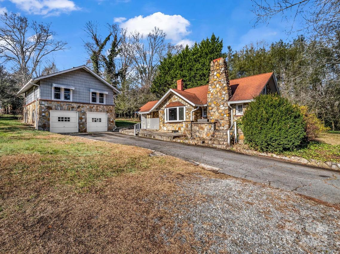 506 Bonner St., Hendersonville, NC 28739