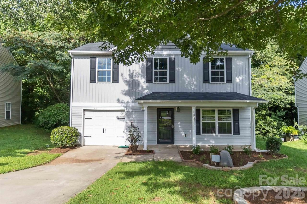 2557 Mulberry Pond Dr., Charlotte, NC 28208