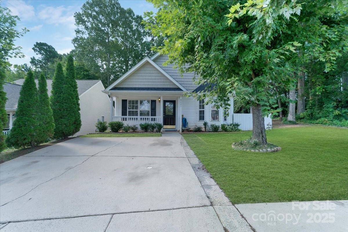 8421 Kings Creek Dr., Charlotte, NC 28273
