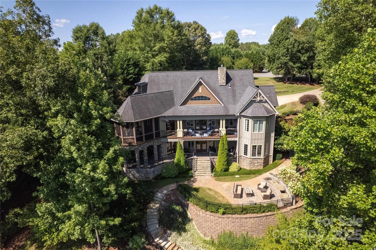 115 Donlynn Dr., Shelby, NC 28150