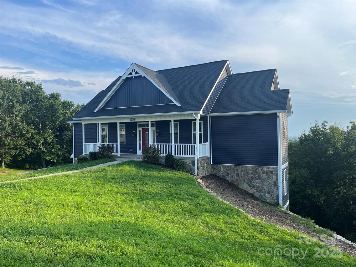 7768 Pinecone Ln., Hickory, NC 28602