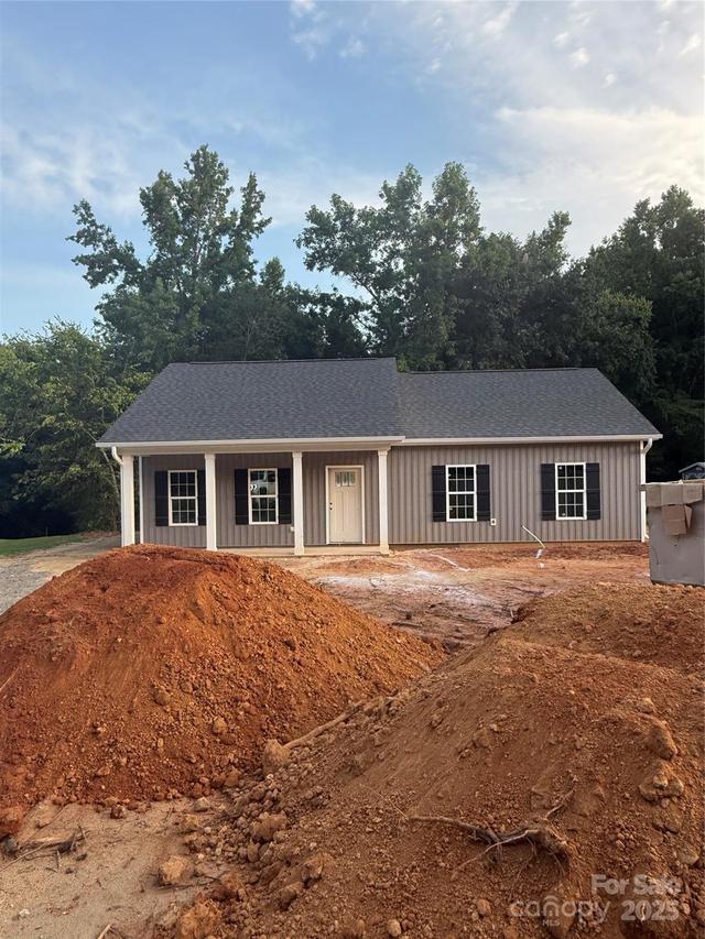 206 Creekside Dr., Mocksville, NC 27028