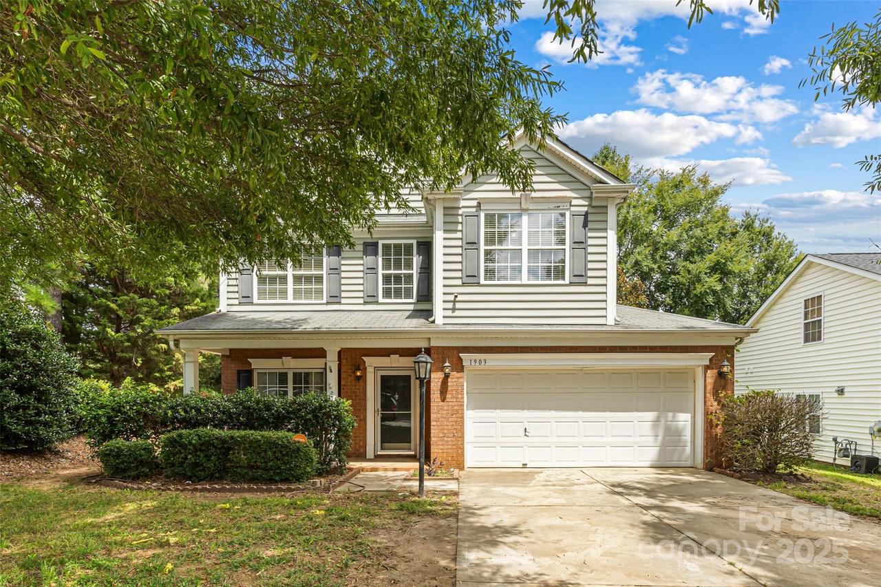 1903 Dundalk Rd., Charlotte, NC 28270