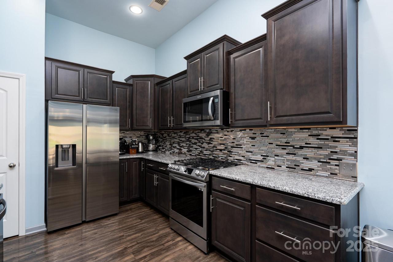 202 Paradise Hills Cir., Mooresville, NC 28115