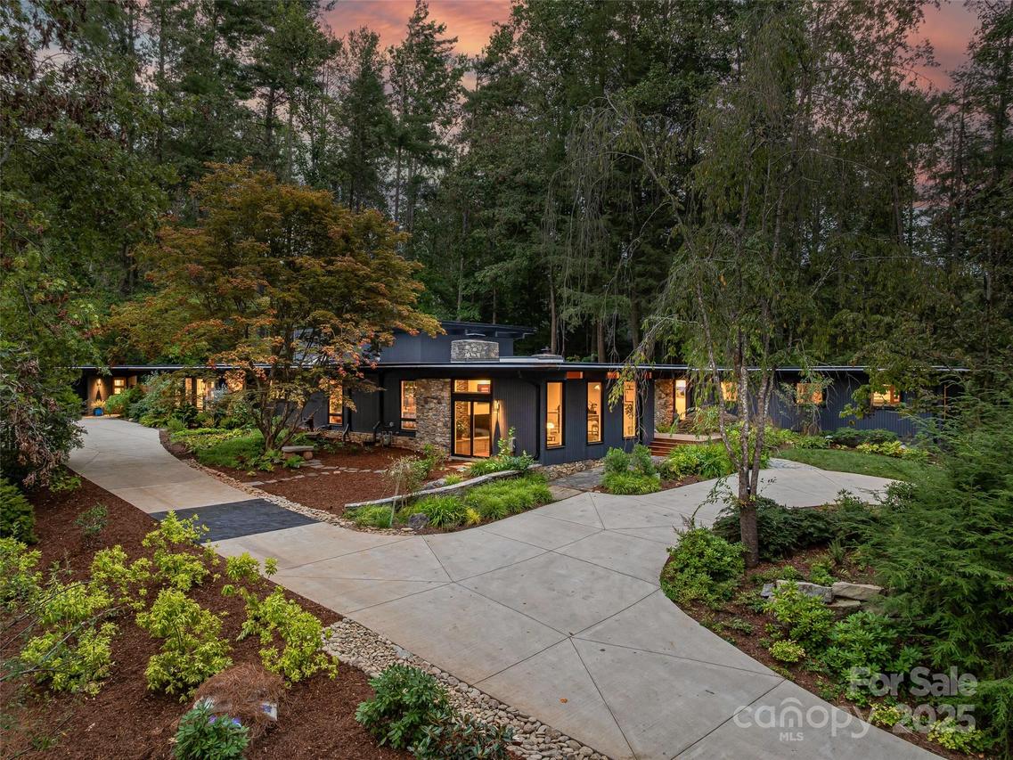 5 Brookside Rd., Asheville, NC 28803