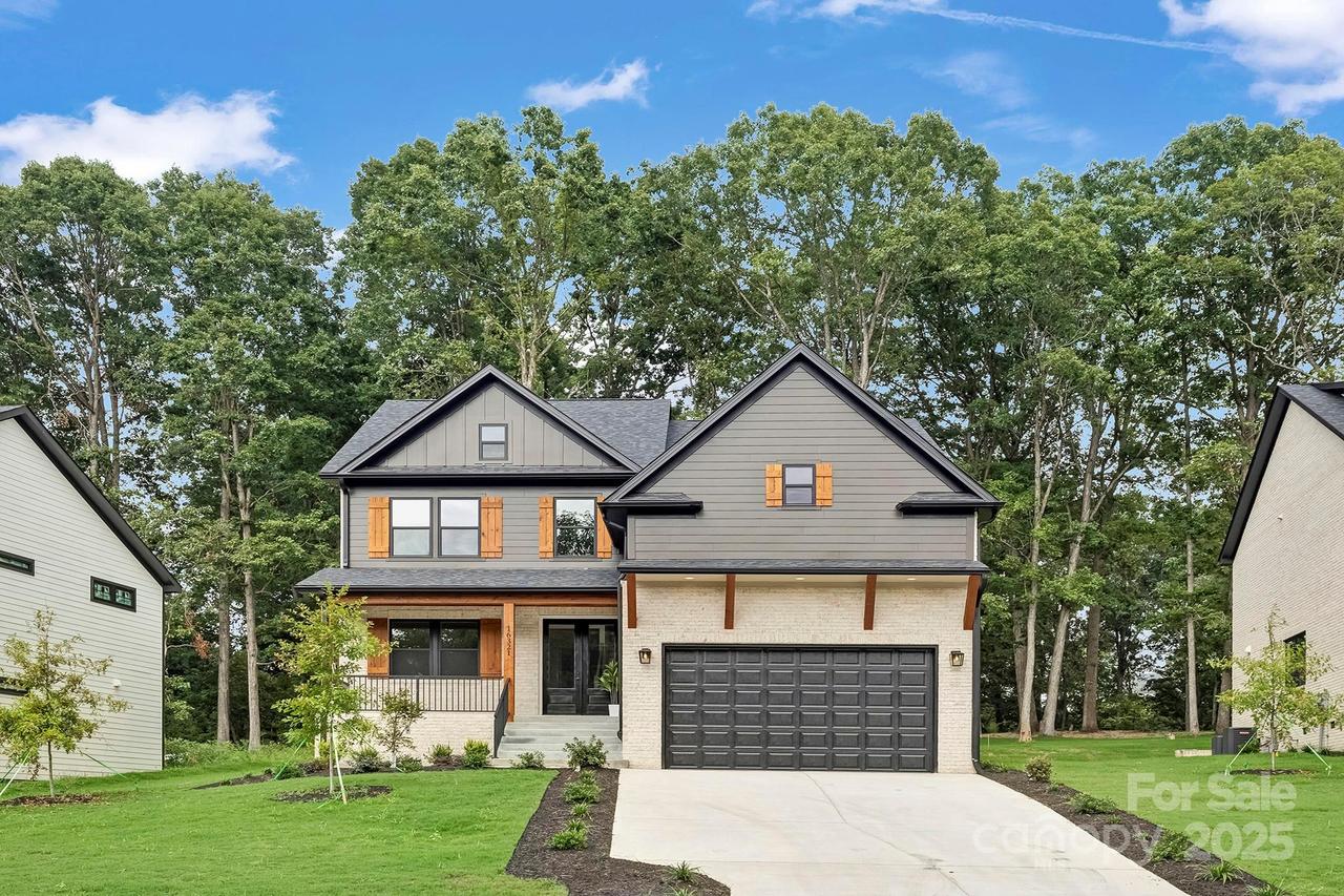 16321 Riverpointe Dr., Charlotte, NC 28278