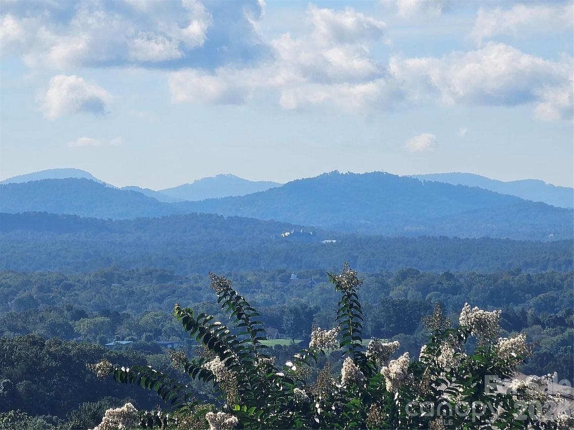 97 Destination Dr., Asheville, NC 28806