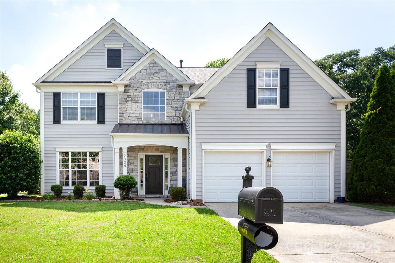 2304 Coltsgate Rd., Waxhaw, NC 28173