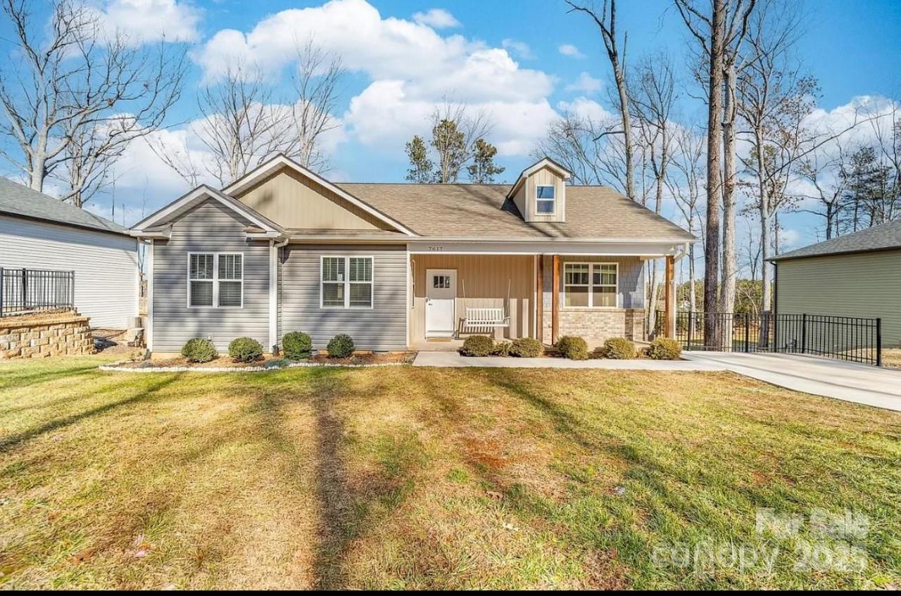 7617 Red Robin Tr., Denver, NC 28037