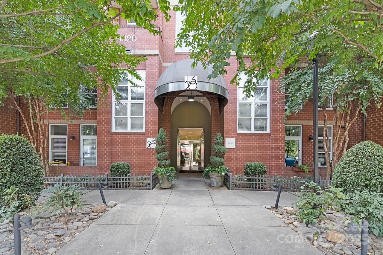 1320 Fillmore Ave. #411, Charlotte, NC 28203