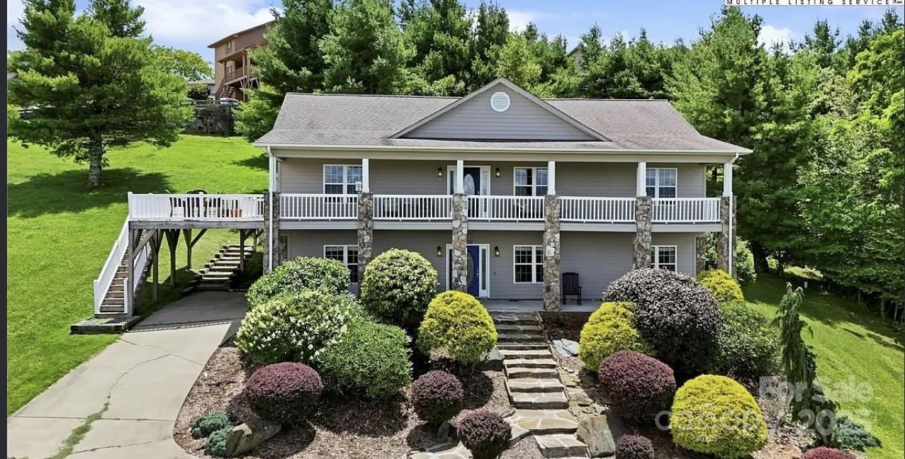 122 Degas Dr., Blowing Rock, NC 28605