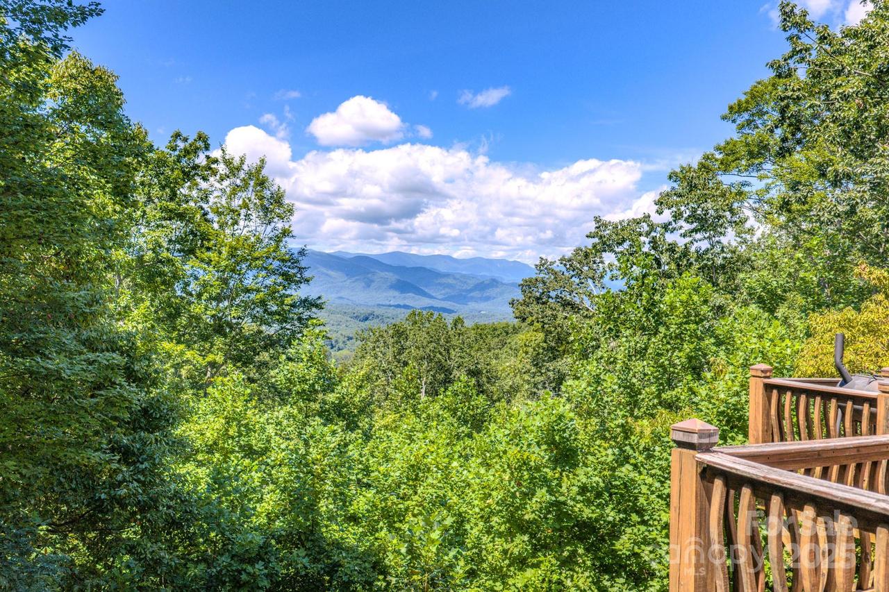 1595 Grants Mountain Rd., Marion, NC 28752