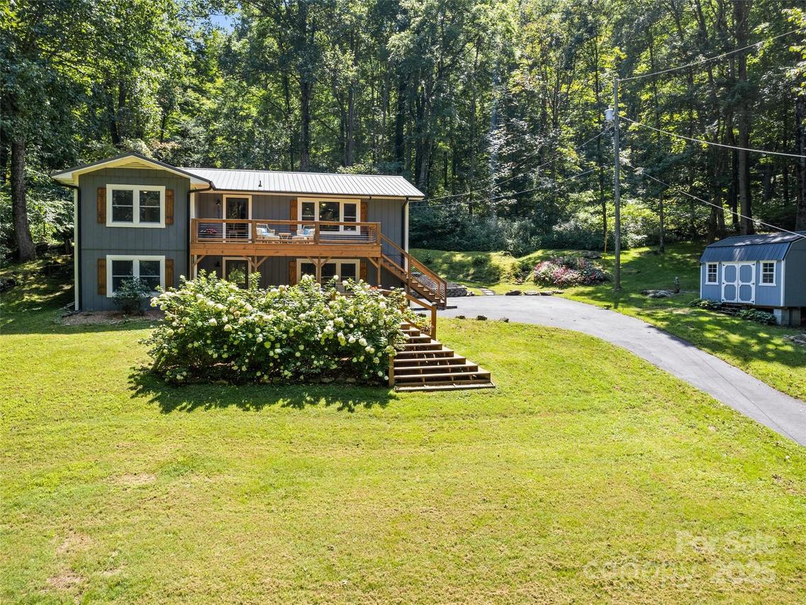 1903 Mauney Cove Rd., Waynesville, NC 28786