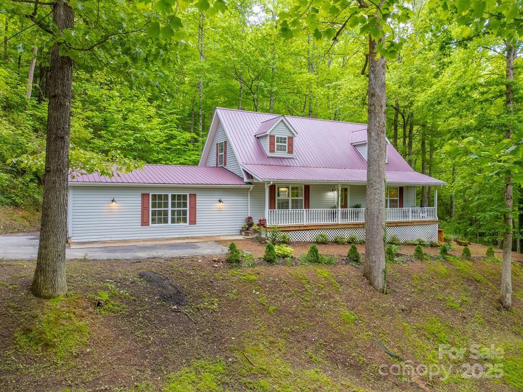 41 Kings Creek Dr., Sylva, NC 28779