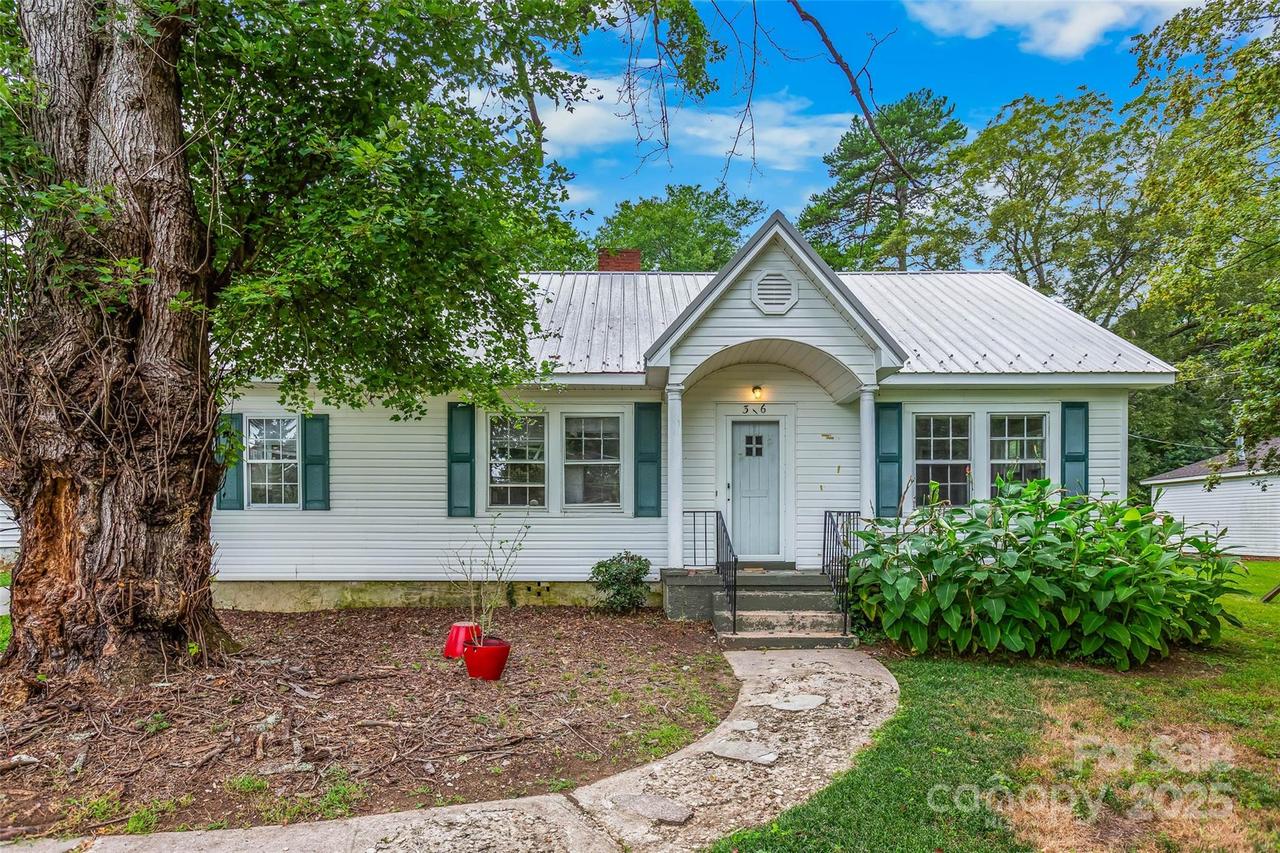 316 Fairview Dr., Lexington, NC 27292