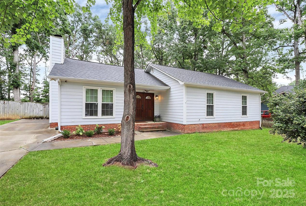 8306 Red Lantern Rd., Indian Trail, NC 28079
