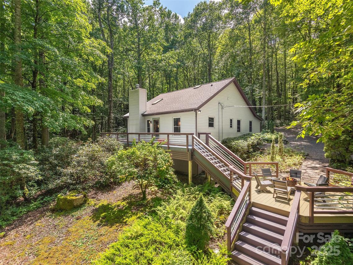 1415 Upper Browns Creek Rd., Burnsville, NC 28714