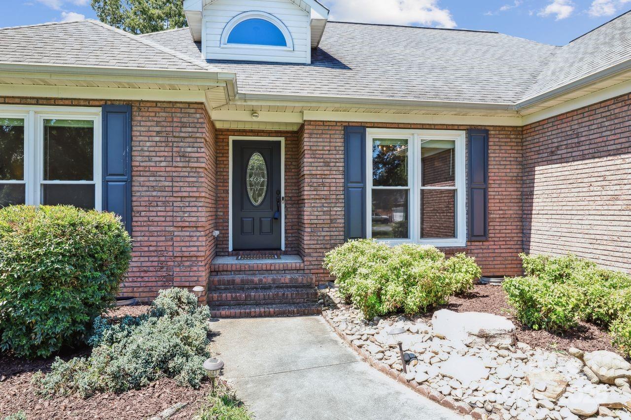 8300 Quail Hollow Dr., Harrisburg, NC 28075