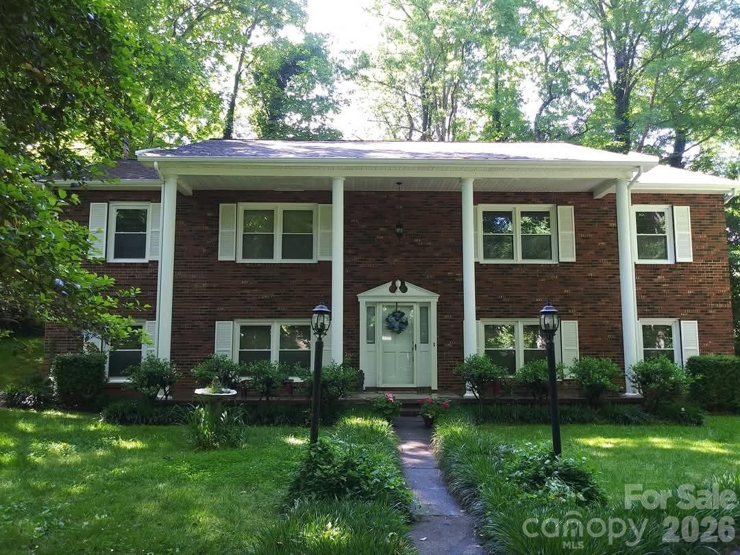 3065 Woodstream Dr., Valdese, NC 28690