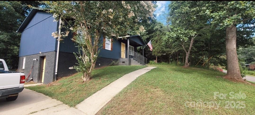 2696 Tablerock Rd., Lenoir, NC 28645