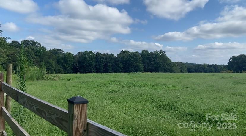 72 Crouch Rd., Taylorsville, NC 28681