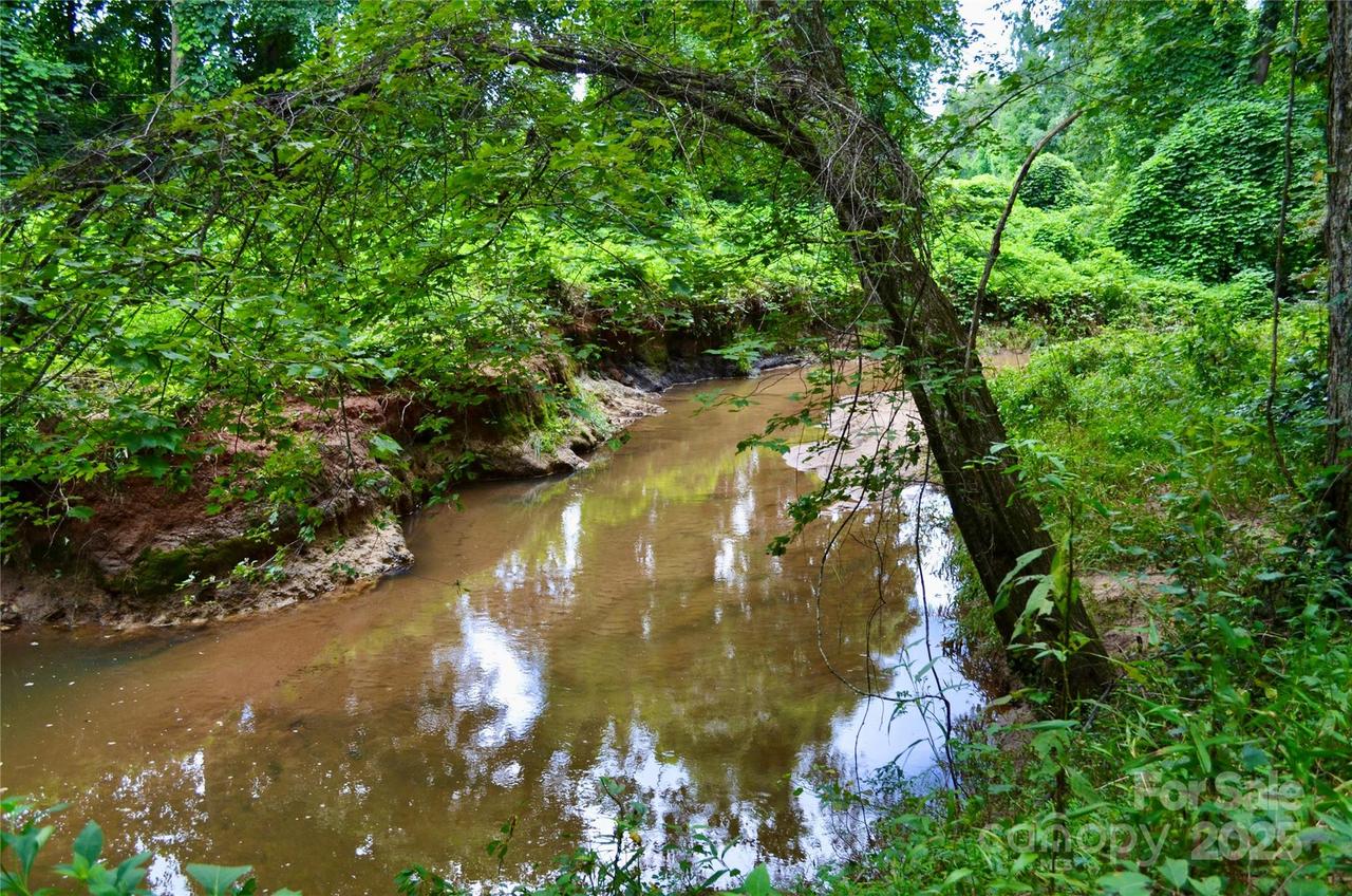 Brackett Rd., Forest City, NC 28043