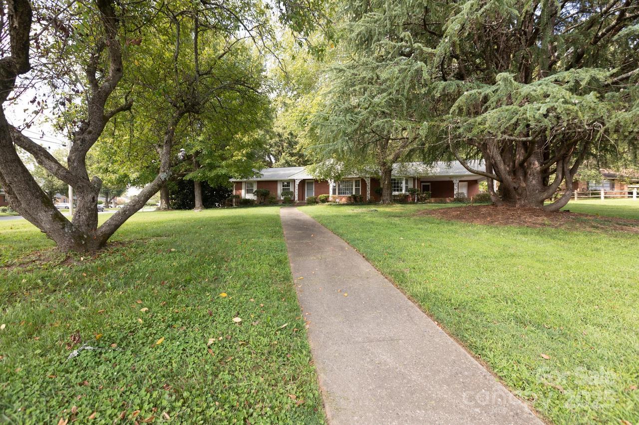 208 Victoria Cir., Kings Mountain, NC 28086