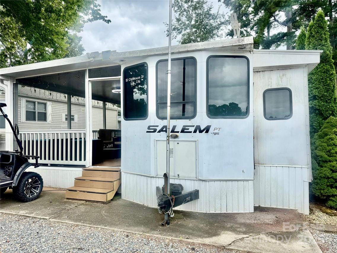 111 Club House Extension #236, New London, NC 28127
