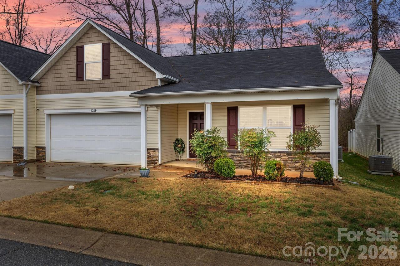 1219 Amberlight Cir., Salisbury, NC 28144