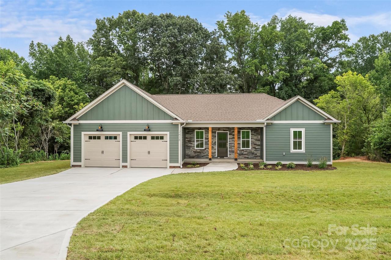 2618 Polo Ln., Maiden, NC 28650