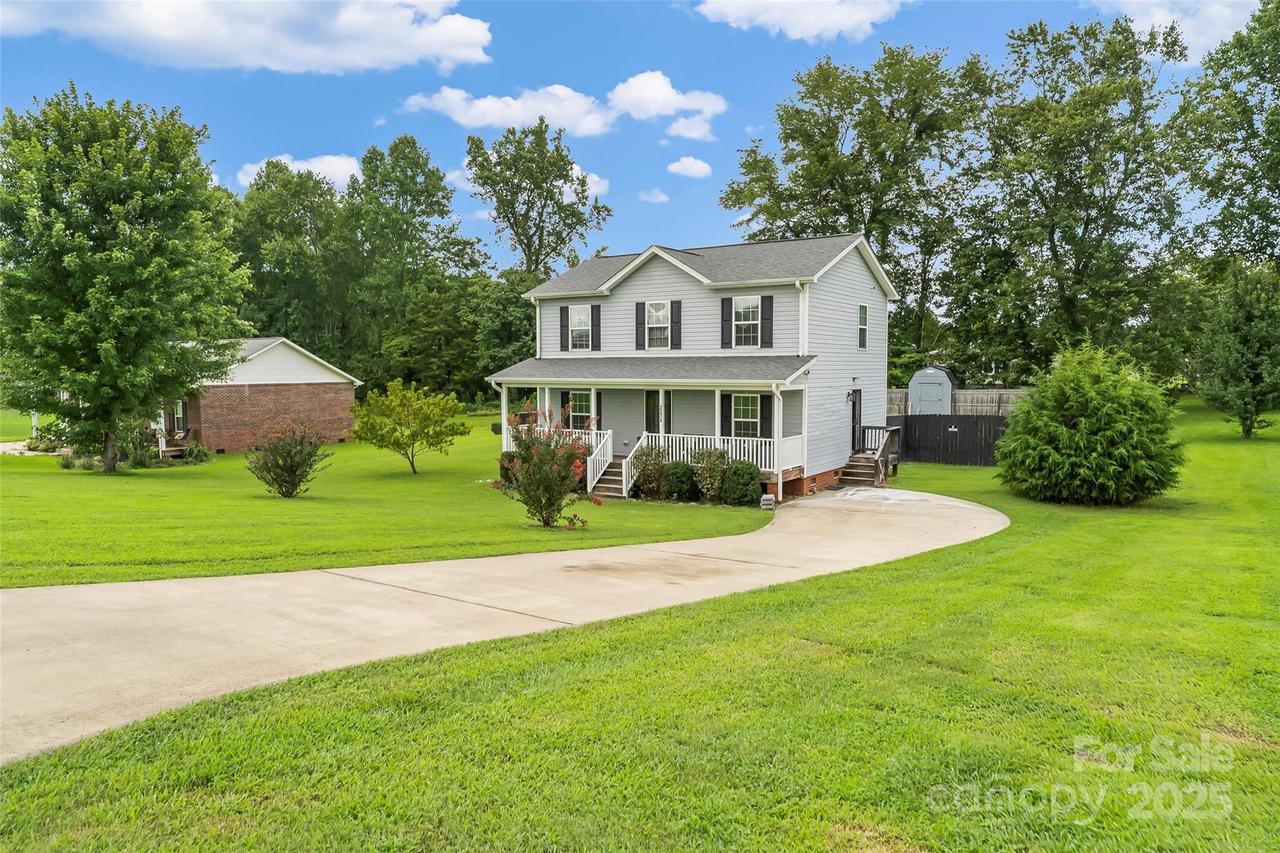 2374 Genes Loop, Morganton, NC 28655