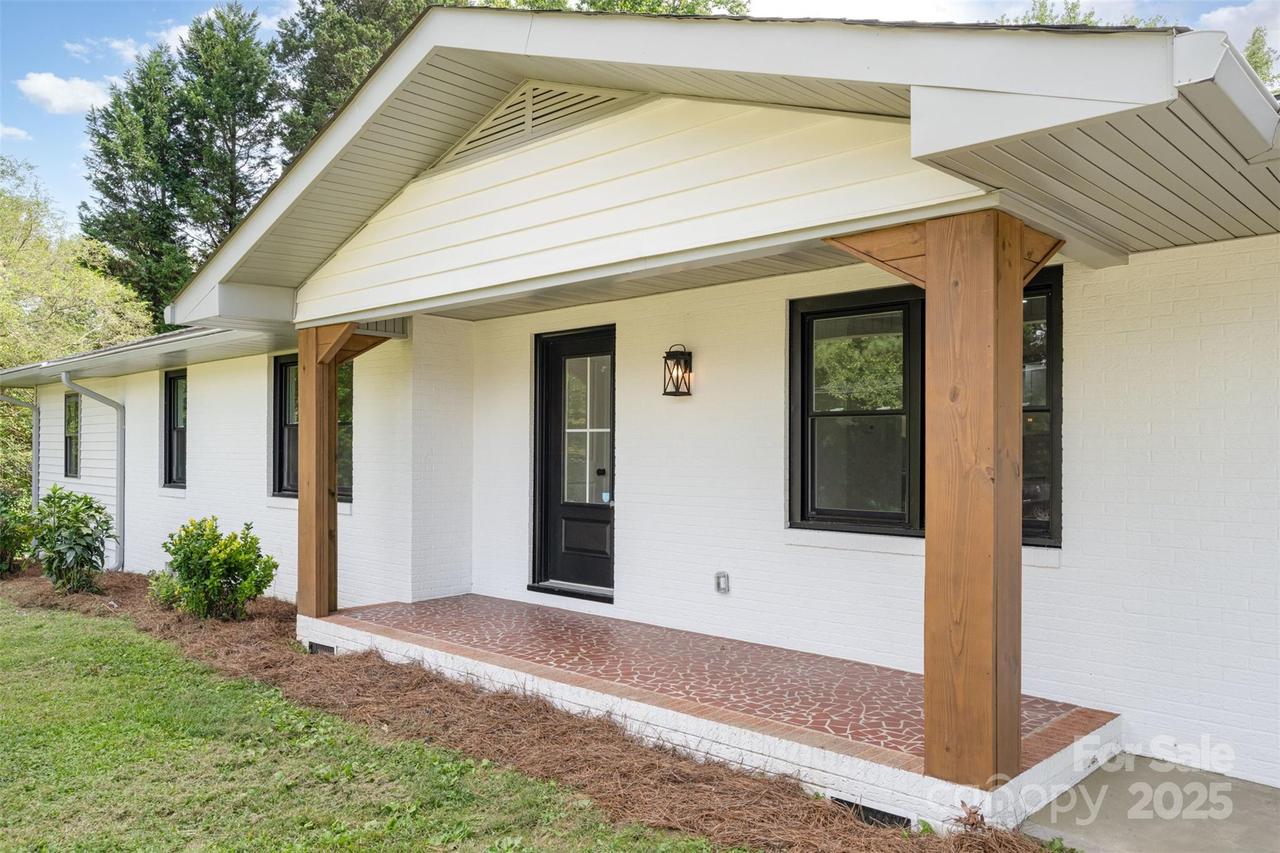 107 Larch Rd., Salisbury, NC 28147