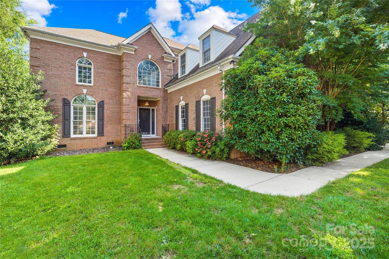 9200 Rock Water Ct., Waxhaw, NC 28173