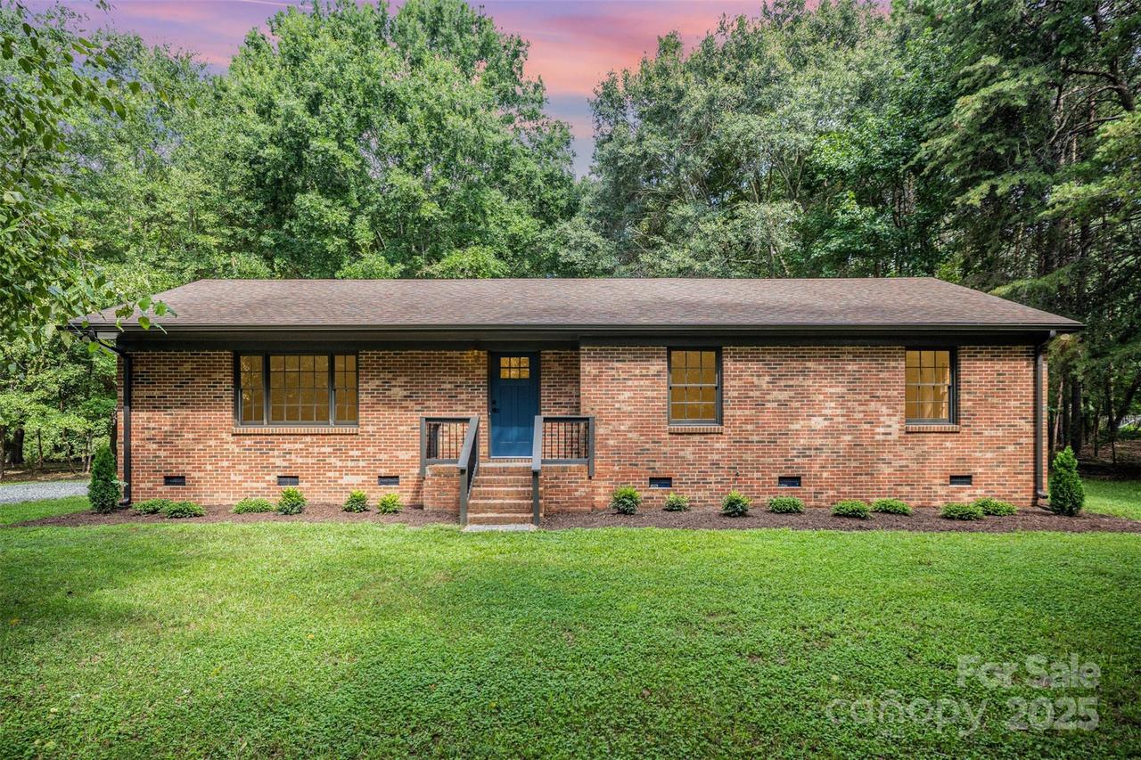 17700 Mckee Rd., Charlotte, NC 28278