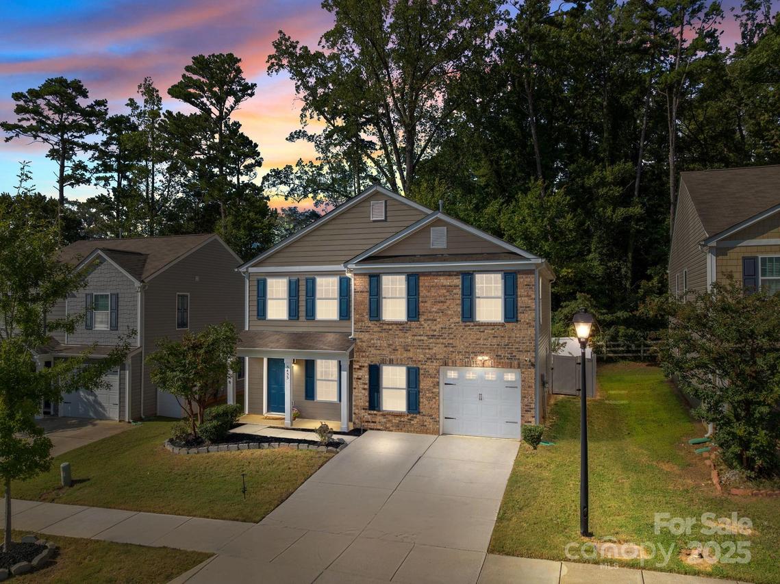 5433 Tumbling Brook Ln., Charlotte, NC 28216