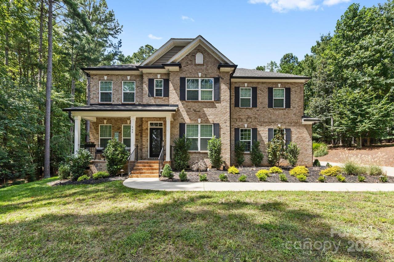 600 Stillwater Rd., Troutman, NC 28166