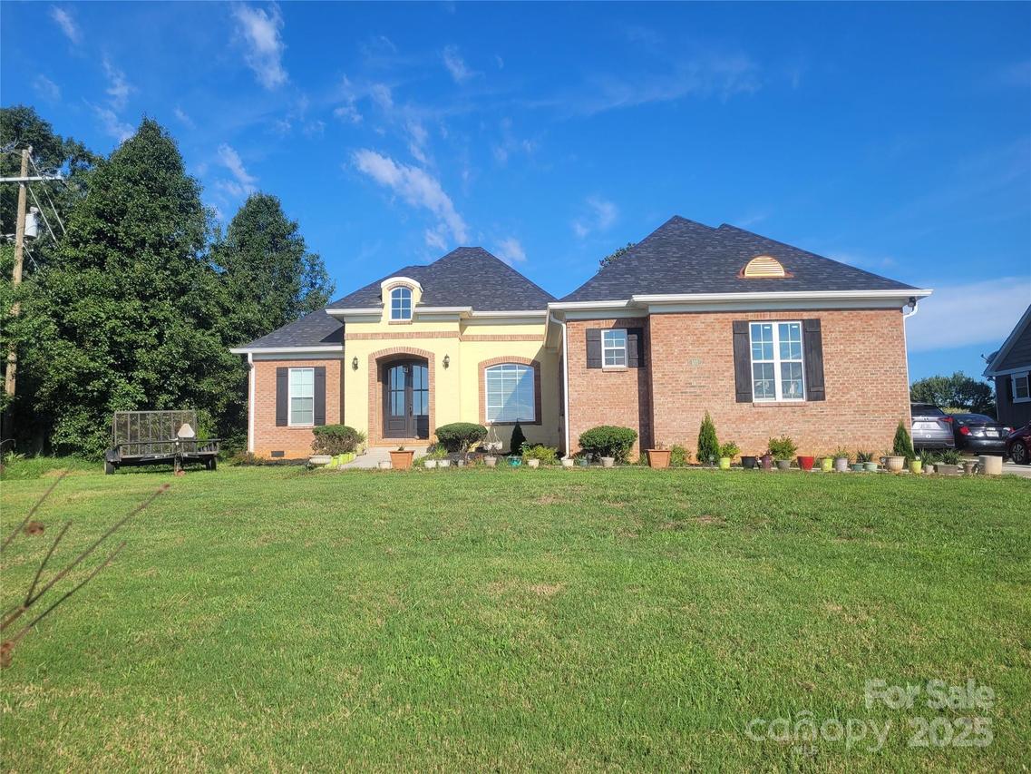 101 Long Meadows Dr., Kings Mountain, NC 28086