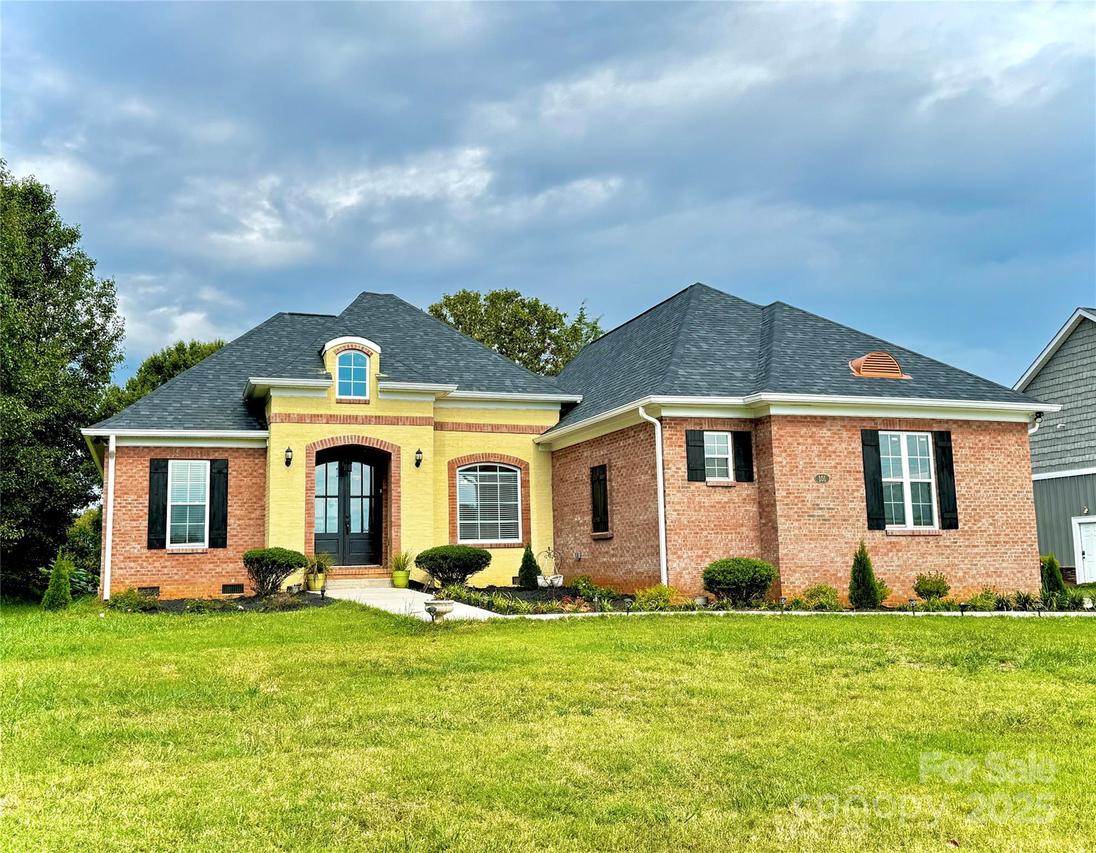101 Long Meadows Dr., Kings Mountain, NC 28086