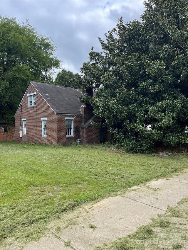 218 S Main St., Wingate, NC 28174