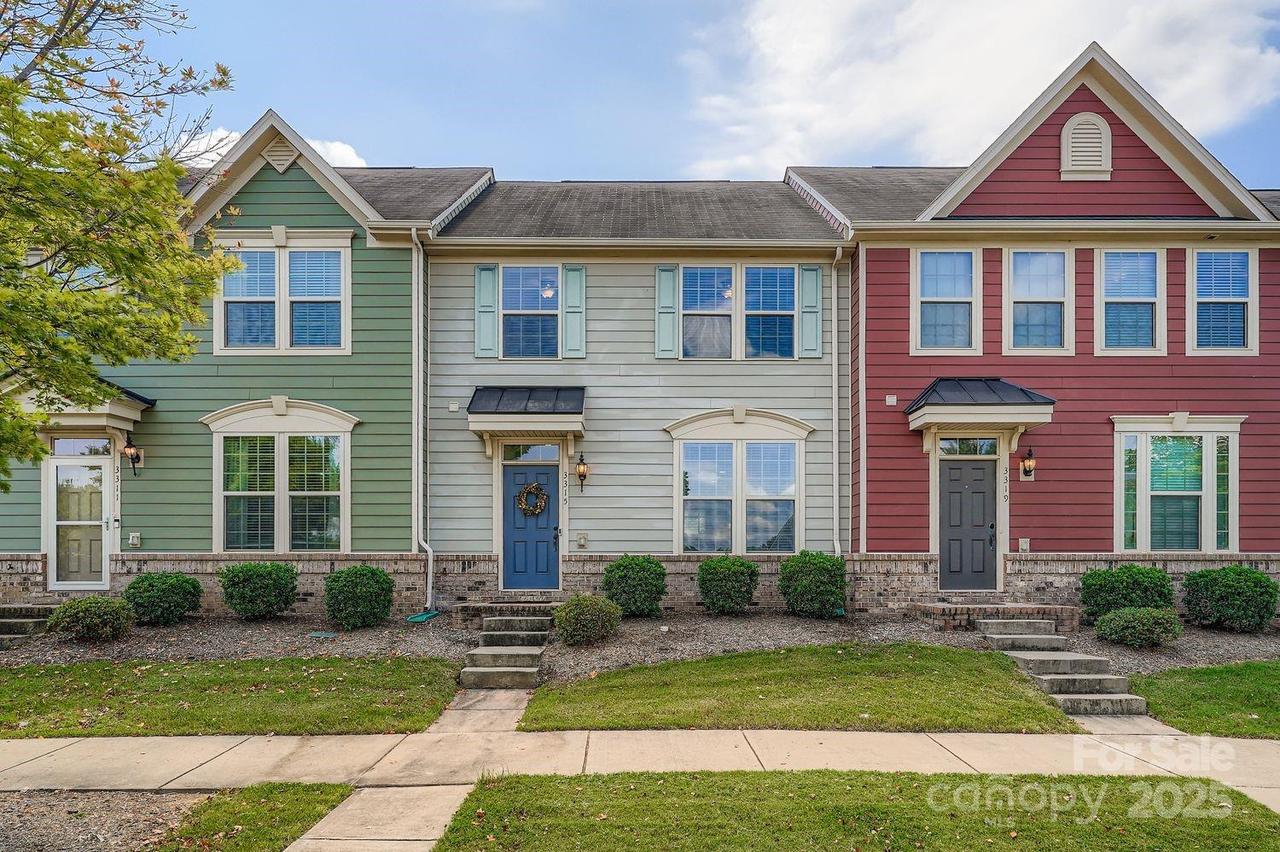 3315 Major Samuals Way, Charlotte, NC 28208